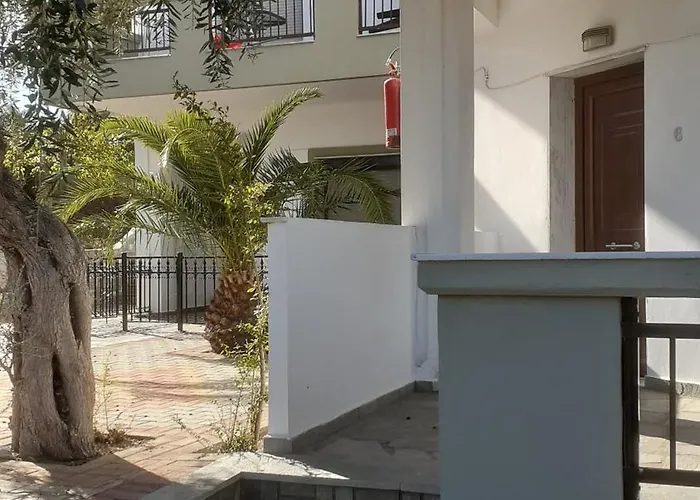 Giola Aparments And 2 *