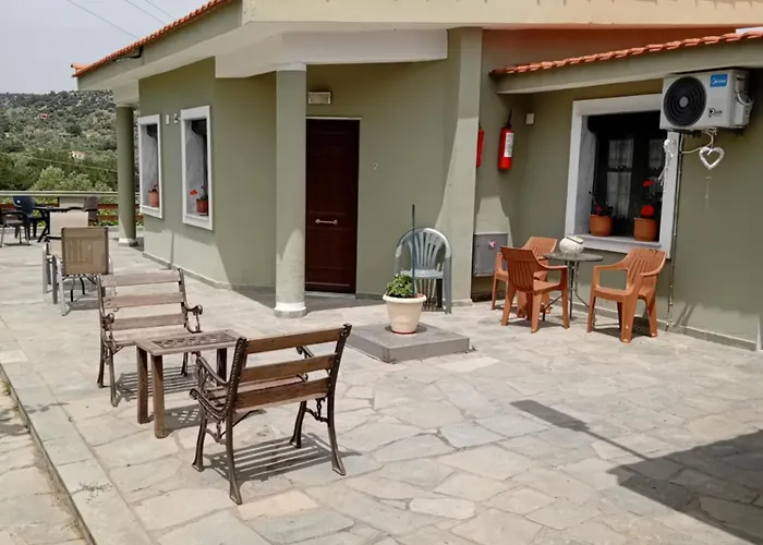 Giola Aparments And 2 Apartament *