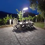 Giola Aparments And 2 *