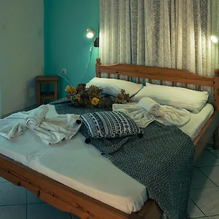 Giola Aparments And 2 Астрис