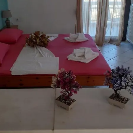 Giola Aparments And 2 * Астрис