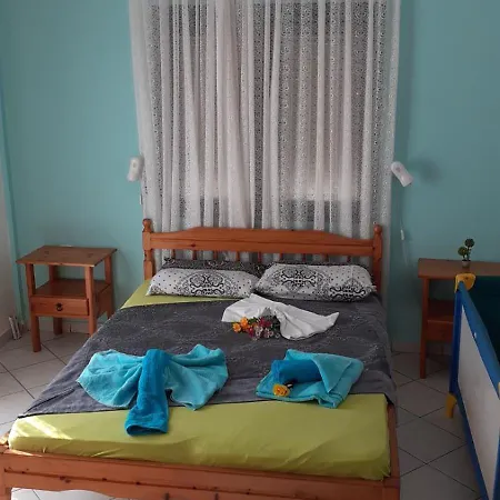 Giola Aparments&studios 2 *