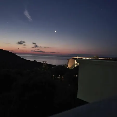 Giola Aparments And 2 * Астрис