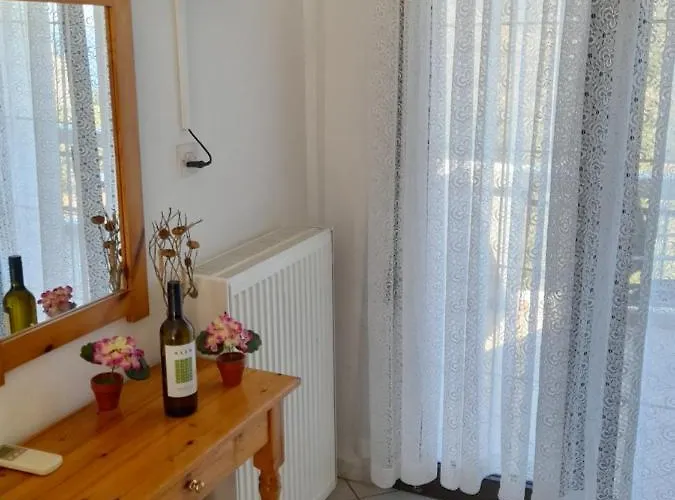 Giola Aparments And 2 * Αστρίδα