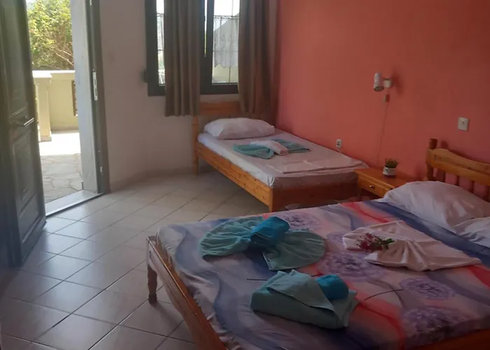 Giola Aparments And 2 Διαμέρισμα